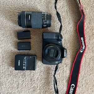 Canon 60D like new, with lenses included (50mm & 55mm-250mm)